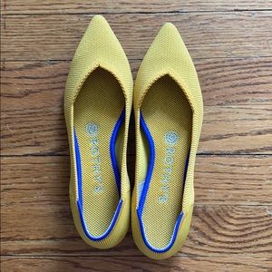 EUC Rothy’s Pointed Toe Flat Shoe Yellow